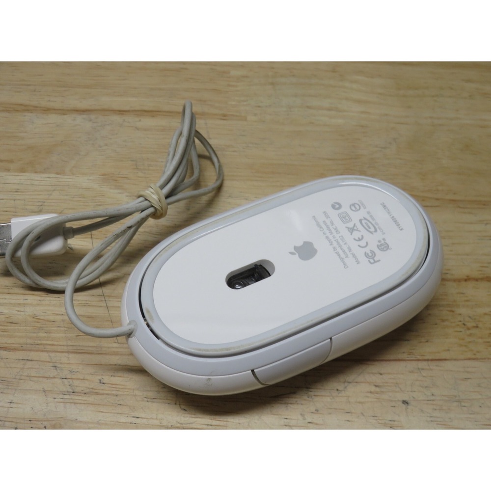 Apple USB Wired Optical Mouse Model No A1152 Works Perfectly MAC USB MOUSE - Picture 7 of 9
